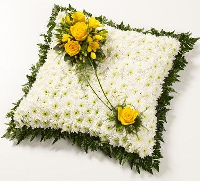 Based cushion funeral tribute