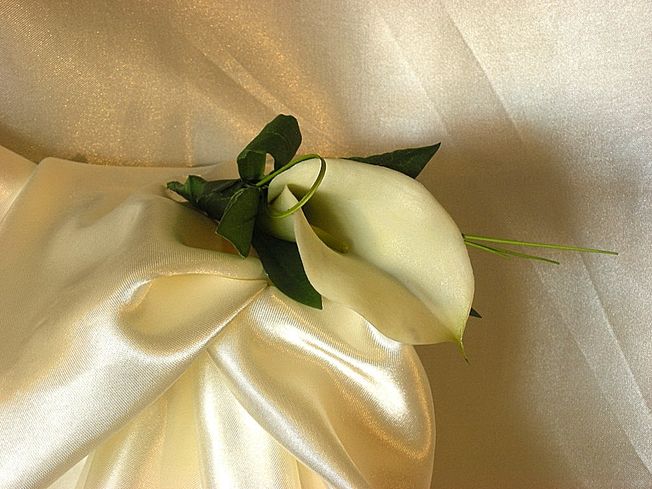 A calla lily buttonhole