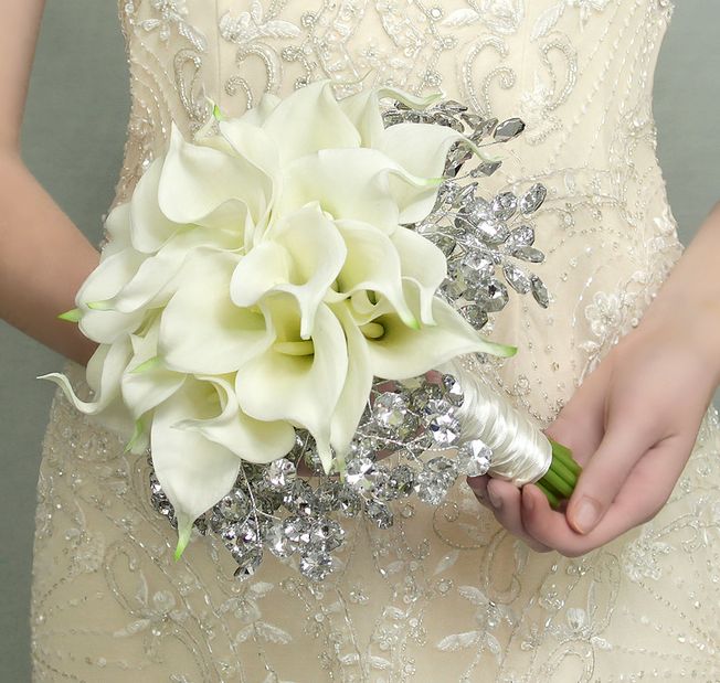 A calla lily brides bouquet
